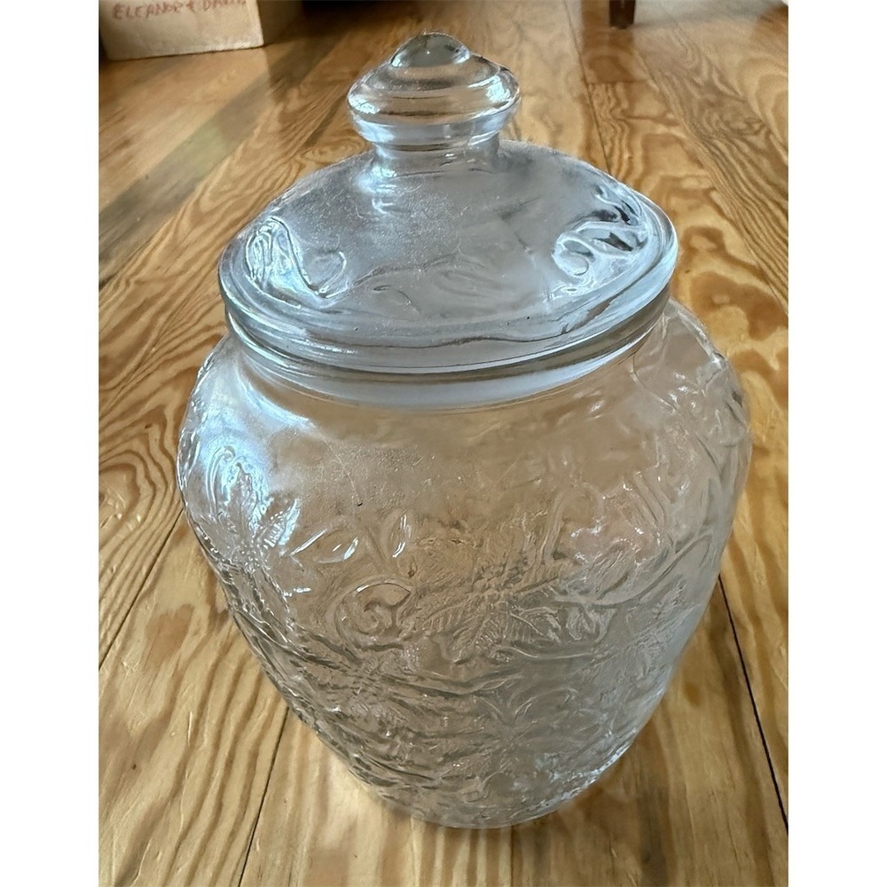Princess House Fantasia Poinsettia Embossed Canister Jar Lid Vintage 7" retired